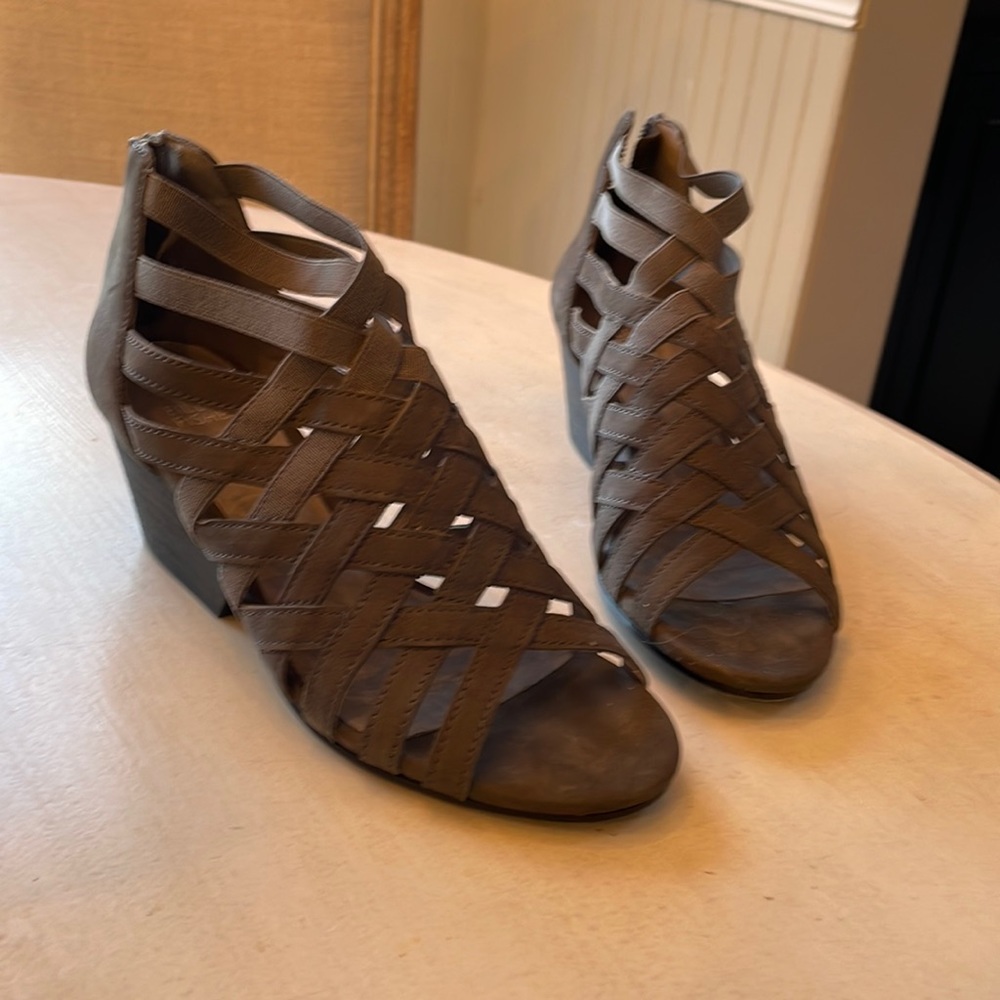 Eileen Fisher Woven sandal.